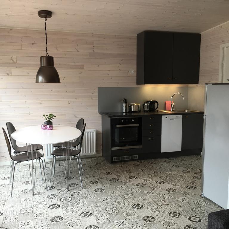 Maven Kustnaera Stugor Kappelshamn Exterior foto
